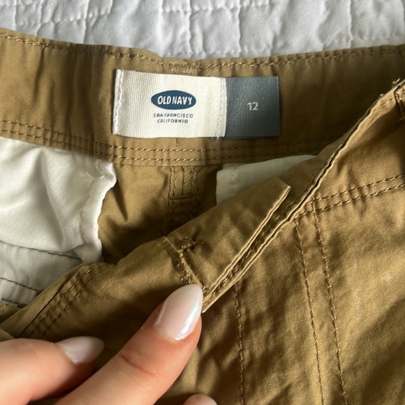 Kids khaki cargo shorts - Picture 2 of 3